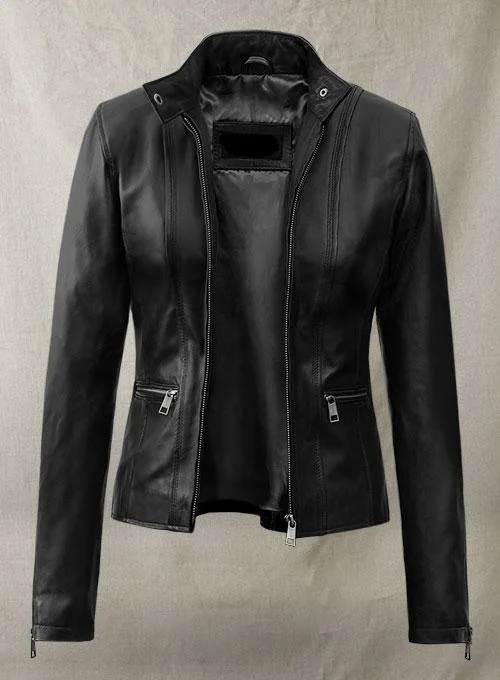 MILA KUNIS STYLISH LEATHER JACKET