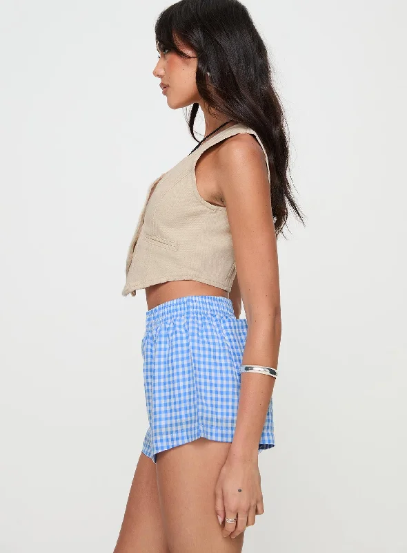 beach-house-shorts-blue-white-gingham