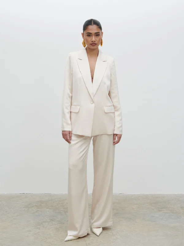 callie-satin-suit-jacket-ivory