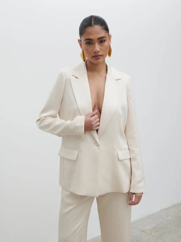 callie-satin-suit-jacket-ivory