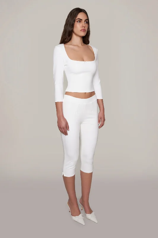 caria-capri-white