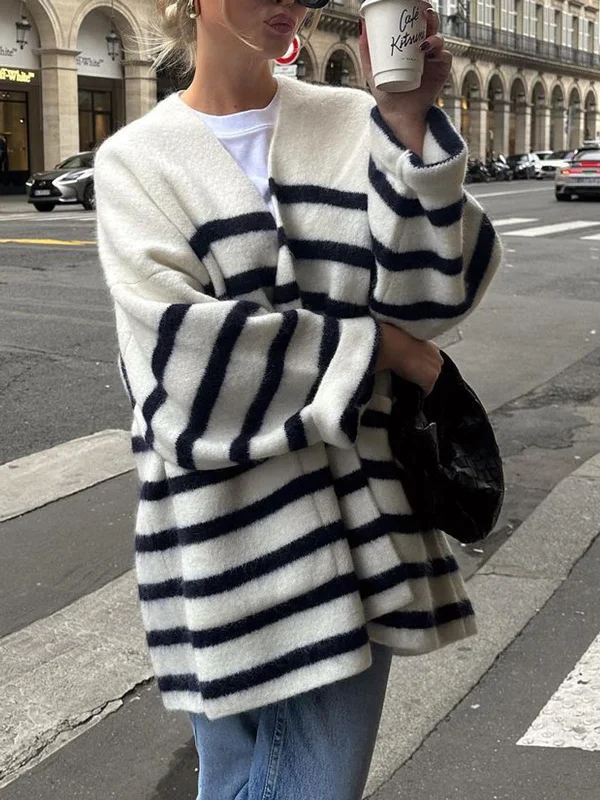 knit-oversized-stripe-pocket-cardigan