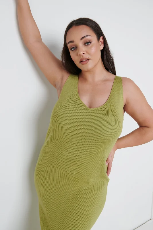 lara-ribbed-midaxi-dress-curve-olive