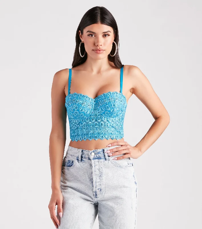 reigning-lace-bustier-top-060038300001