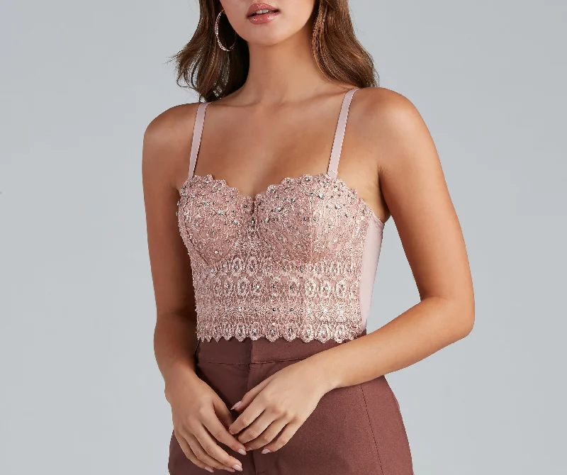 reigning-lace-bustier-top-060038300001