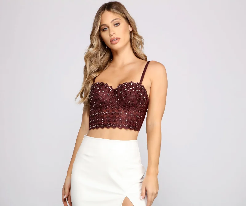 reigning-lace-bustier-top-060038300001