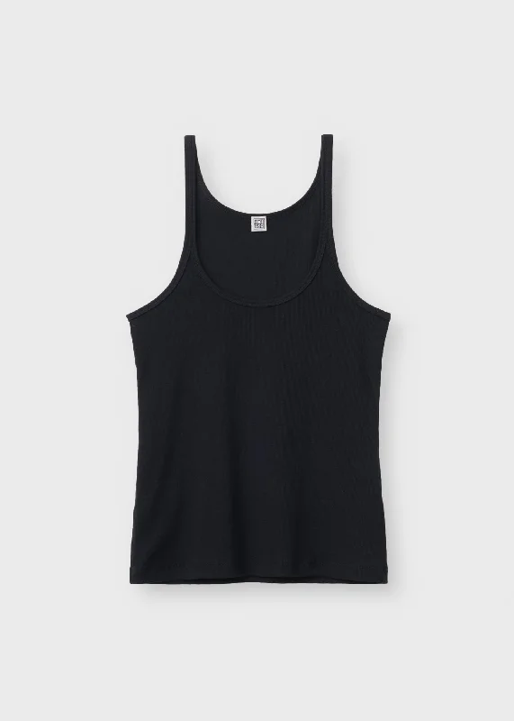 scoop-neck-rib-tank-black