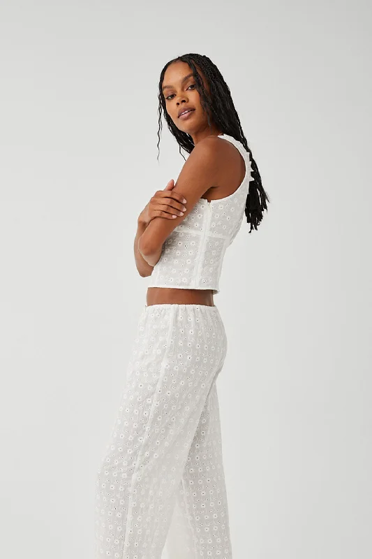 tea-eyelet-ruffle-tank-white