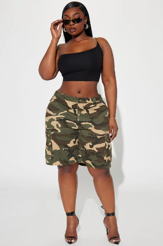 troop-and-camo-cargo-bermuda-short-olive-combo