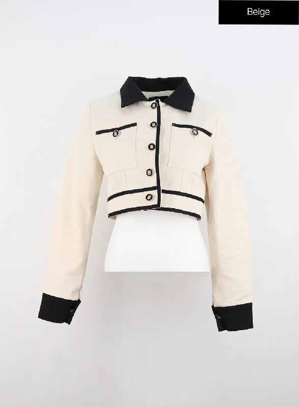 two-color-buttoned-jacket-oo323