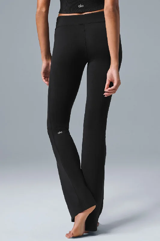 w51150r-airbrush-low-rise-bootcut-legging-black